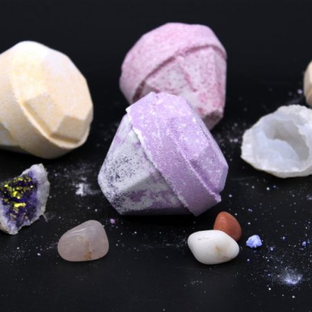 (image for) Gemstone Bath Bomb - Mistress Fragrance