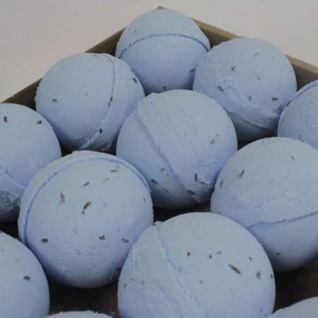(image for) Lavender & Seeds Bath Bomb
