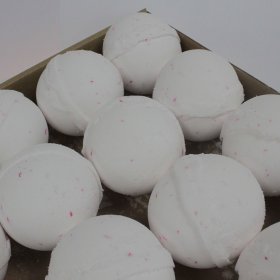 Coconut Dream Bath Bomb Coconut Dream Bath Bomb